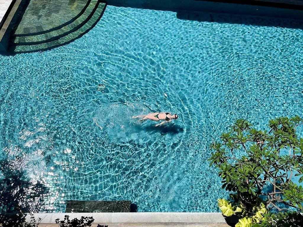 Zwembad van Swarga Suites Bali Berawa
